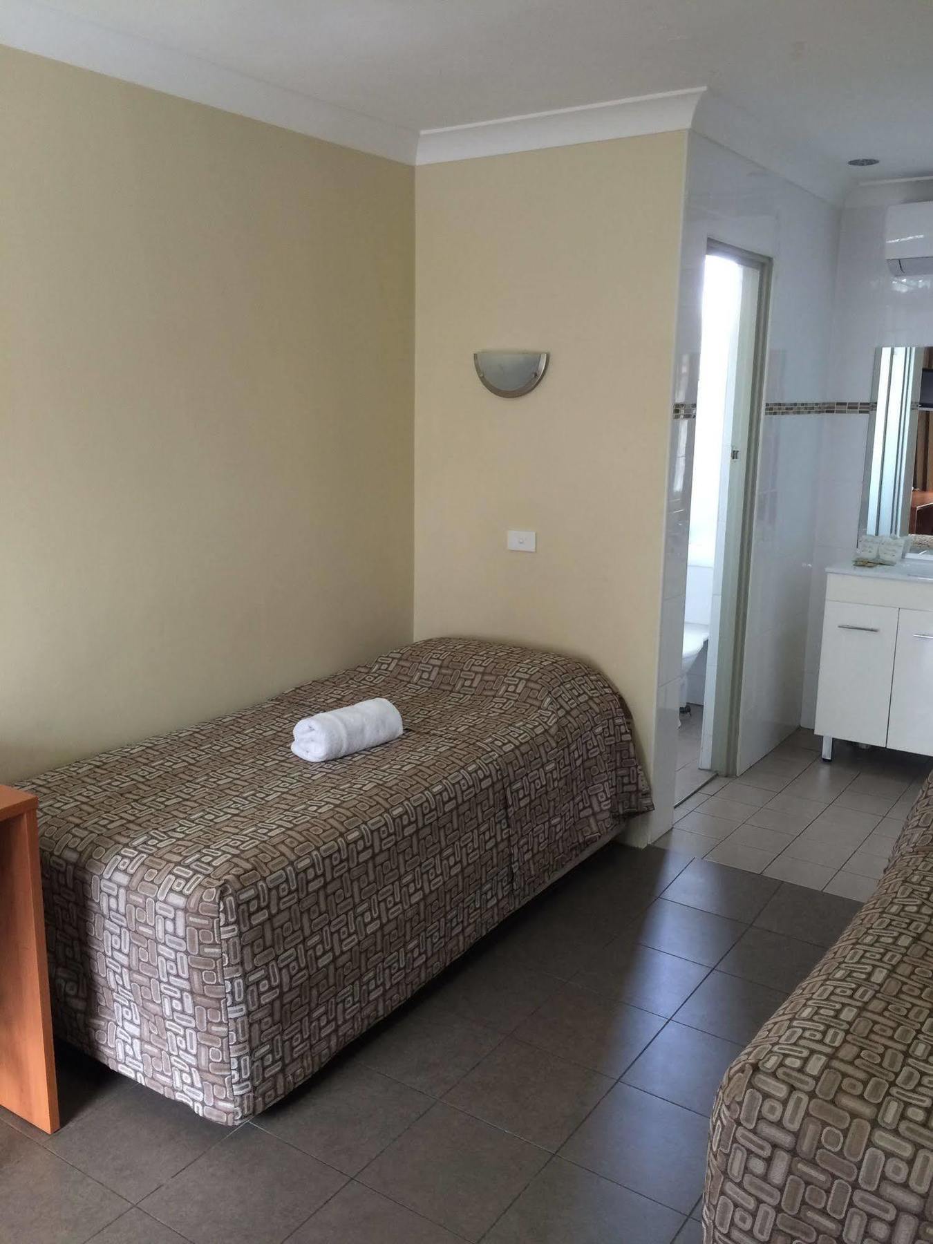 Liberty Plains Motor Inn Sydney Ngoại thất bức ảnh