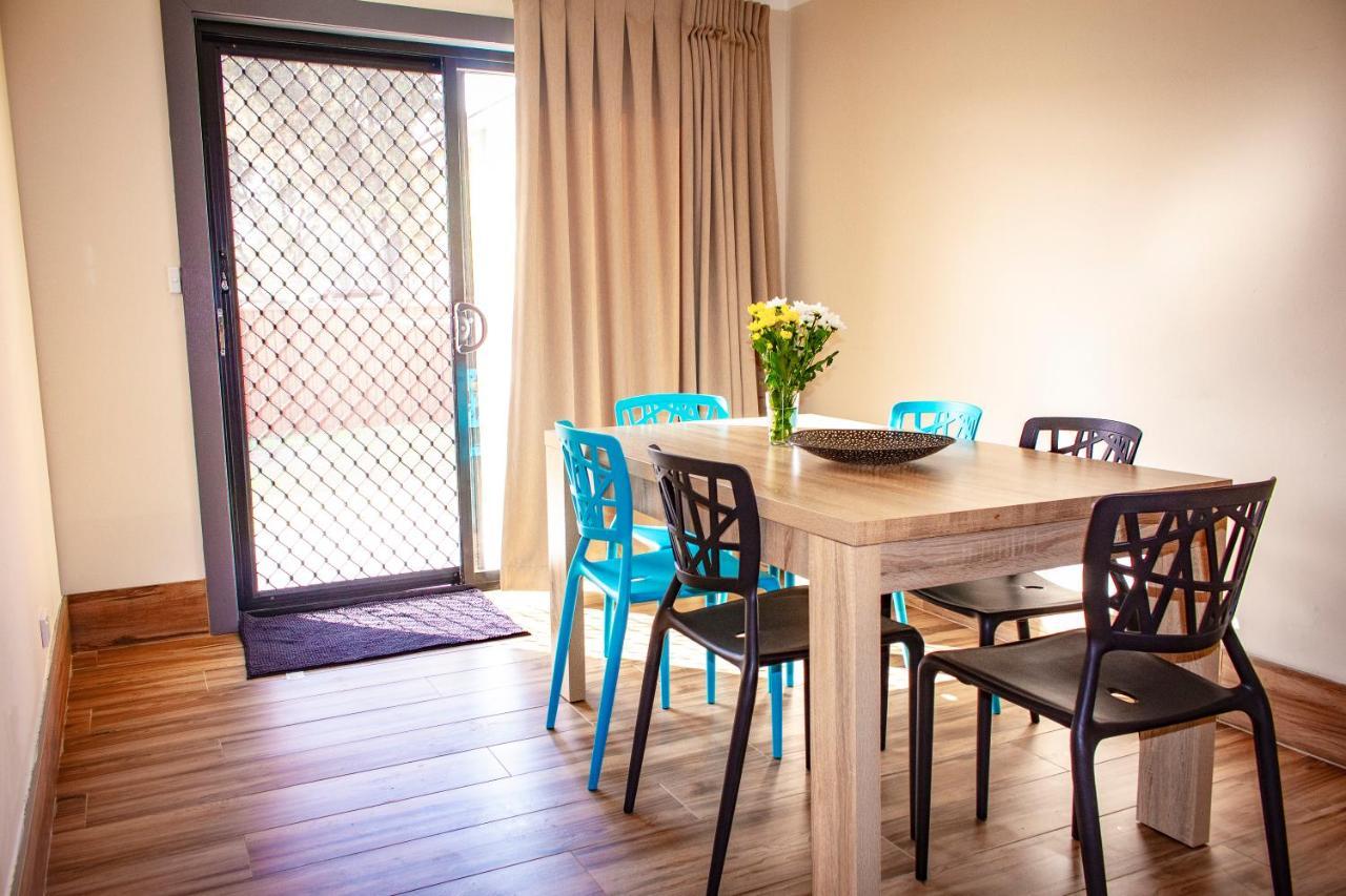 Liberty Plains Motor Inn Sydney Ngoại thất bức ảnh